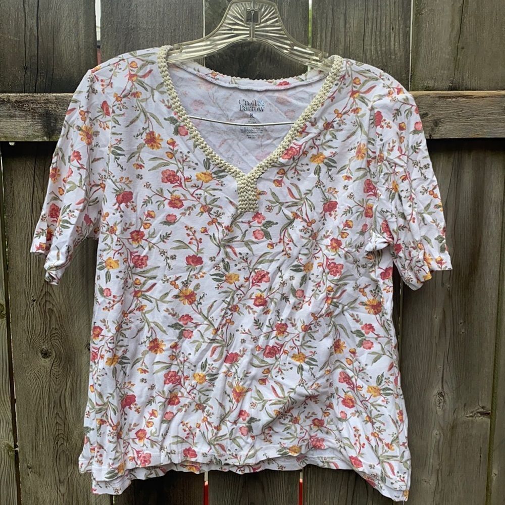 Croft & Barrow floral top sz. Petite large